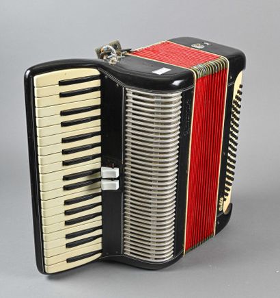 Italian accordion with 80 bass keys, made...