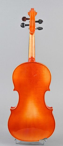 null Viola violin revised by Robert Coné. Eastern Europe, circa 1960. One piece back...