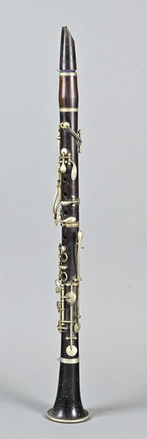 Early B flat clarinet signed Couesnon in...