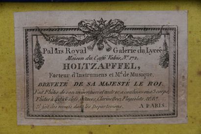 null HOLTZAPPFEL au Palais Royal, breveté par le Roi

Flûte traversière à quatre...