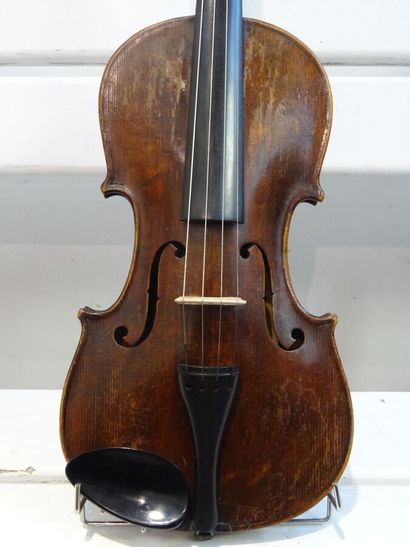 Anonymous violin made around 1900. Two-piece...