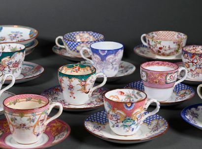 null SARREGUEMINES

Polychrome porcelain set including: twelve coffee cups, three...