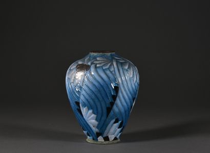 null Camille FAURE in Limoges (1874 - 1956)

Enamelled metal vase, decorated with...
