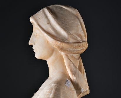 null Gugliemo PUGI (c. 1850-1915)

Jeune paysanne italienne

Buste en marbre et albâtre,...