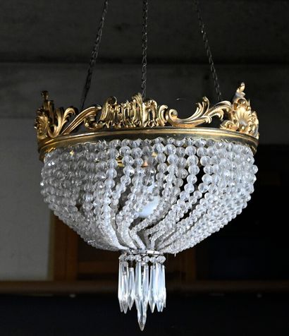 null Half-spherical suspension with pearls and gilt bronze mounting

H. 30 cm - D....