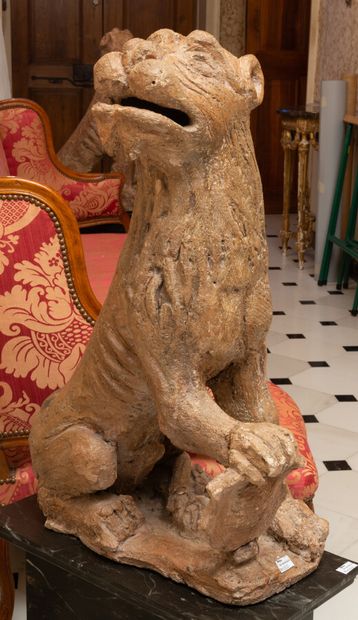 null Probablement Italie du NORD, XVIe siècle

Paire de lions porte-écusson 

Sculptures...