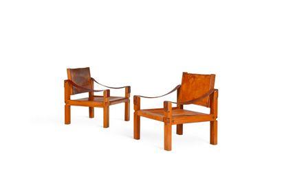 null Pierre CHAPO (1927-1986)

Paire de fauteuils modèle " S10 ", structure en orme,...