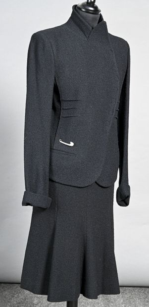 Sonia RYKIEL Tailleur en tweed noir à motif de pinces en surpiqûres, veste à col...