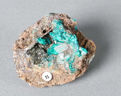 null QUARTZ AND DIOPTASE MINDOULI CONGO (7cm)