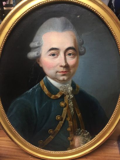 null Ecole française de la fin du XVIIIème siècle

Portrait d'homme en redingote

Huile...