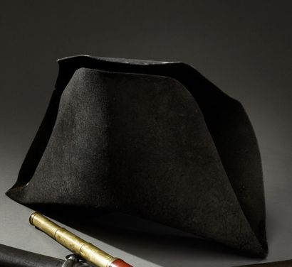 null FRANCE

Bicorne from the Revolution period

In taupe felt, leather basane and...