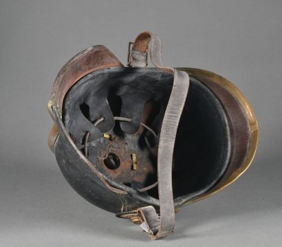 null SAXE

Helmet with point model 1895

Leather helmet with all brass trimmings,...