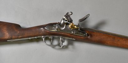 null BELGIUM

Cavalry flintlock musket 

Wooden mounting with long shaft, stick wooden...