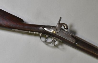 null FRANCE 

Fusil type 1822

Monture bois à fût long, platine à piston transformée,...