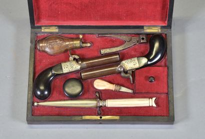 null FRANCE

Coffret nécessaire de voyage pour pistolet à percussion

Coffre fer...