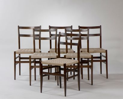 null Gio PONTI (1891-1979)

Edition des années 1960

Suite de six chaises Legera...