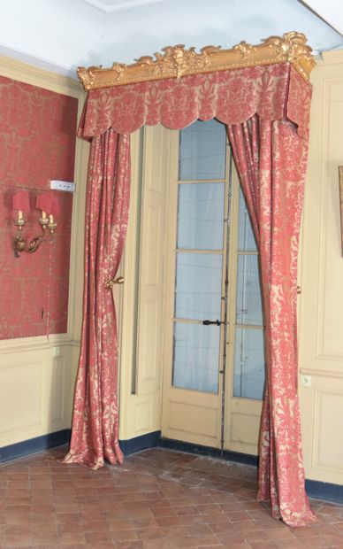 null ^ FADINI BORGHI (Lucignano modèle) - (Pierre FREY)

Trois paires de rideaux...