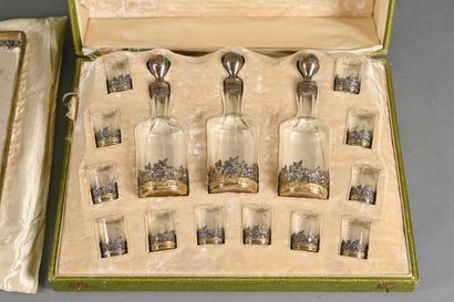null Exceptional liqueur service decorated in silver with a large openwork frieze...
