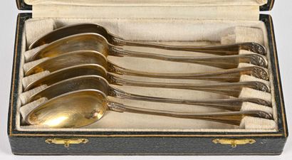 null Set of six vermeil coffee spoons with oval pearled medallion, numbered CP

Marked...