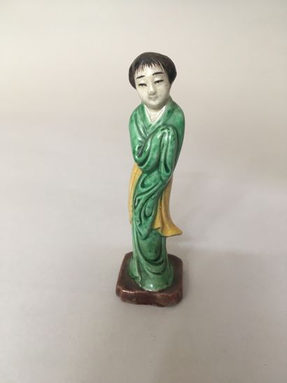 null CHINE XIXe-XXe siècle

Petit lot composé d'une figurine en porcelaine à couverte...