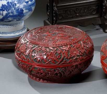 null 
CHINA - QIANLONG period (1735-1796)





Cinnabar lacquer lenticular box





The...