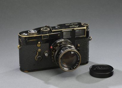Rare Leica M3 Black paint N°1059916 
Soixante...