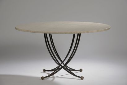 Travail français des années 1960 
Large table...
