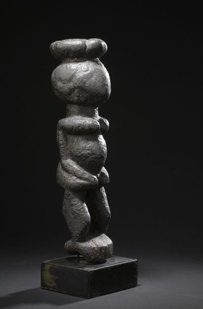 null Dogon, Mali

Bois Patine extrêmement croûteuse

H. 36 cm



Provenance : 

Merton...