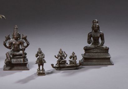 Ensemble de quatre petits bronzes indiens...