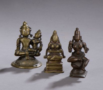 Ensemble de trois bronzes indiens 
Bronze...
