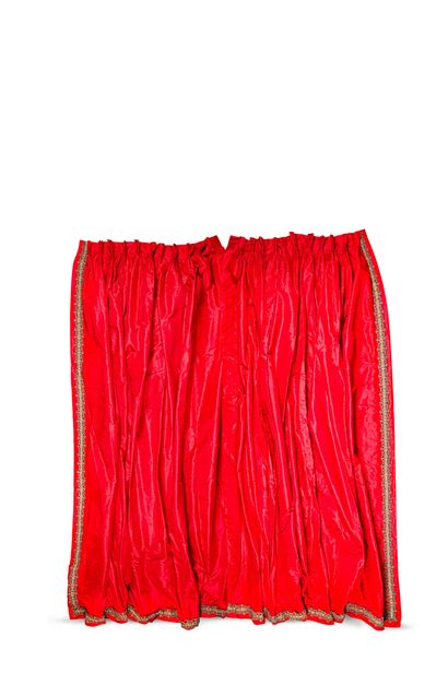 null Two pairs of curtains in silk faille, silk faille red fire, two sides bordered...