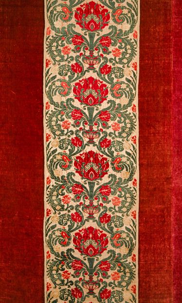 null Metrage of velvet jardinière, style XVIIe, end of the XIXe or beginning of the...