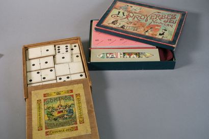 Lot de deux jeux anciens : 
- les dominos...