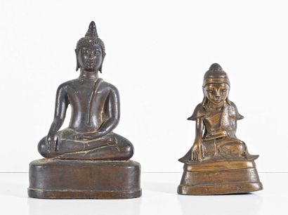 null BIRMANIE, XIXème siècle

Petit bouddha en position de méditation bhumisparsha,...