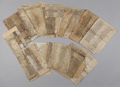  CHRESTIEN DE TROYES (vers 1130-vers 1190). [Le Manuscrit d'Annonay]. 16 fragments...