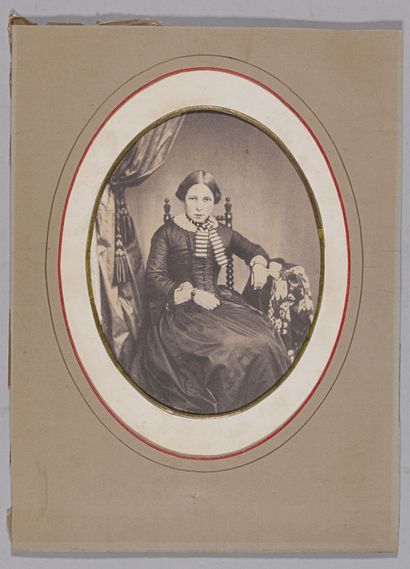 null Anonyme, France, vers 1850

Portrait d'une jeune fille assise

Épreuve sur papier...
