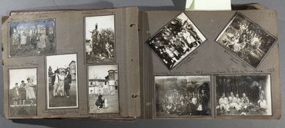 null Album de photographies d'une famille ligérienne 1926-1952

Album titré à la...