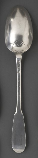 null Single flat silver stew spoon

Beaune, 1785

Master Goldsmith : Denis ROUGEOT,...