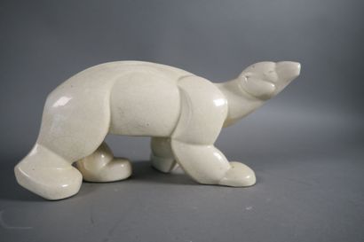 null Ours polaire en céramique blanche émaillée craquelée

XXe siècle 

H. 15,5 cm...