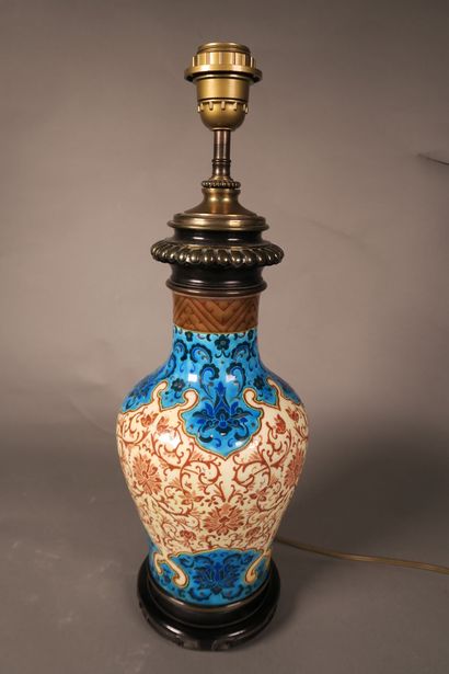 VIEILLARD Jules à Bordeaux (XIXe siècle)

Lampe...