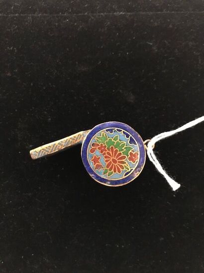 null Whistle in gilded metal and cloisonné enamel


Work of the Orient


L. 5 cm...