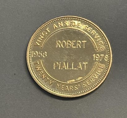 null Médaille de service italienne en or jaune 18K (750°/°°) 

Poids: 15,2 g

Dans...