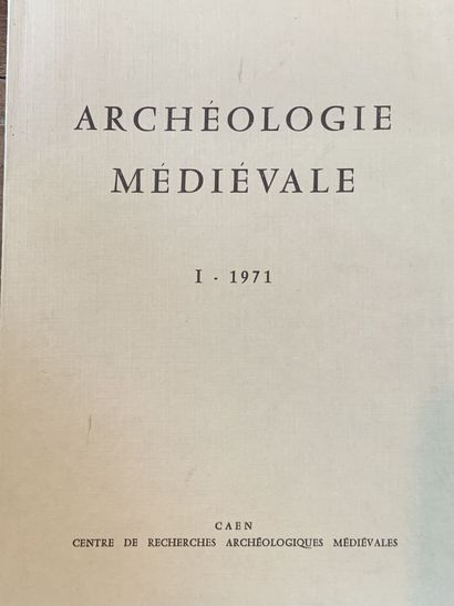 null [Moyen Âge] - Archéologie Médiévale. 

Édition du CNRS. 

Tome I-1971 à Tome...