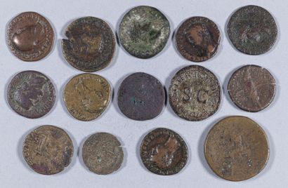 null Lot de 14 monnaies de bronze: Néron, Domitien, Agrippa, Nerva .sesterces, a...