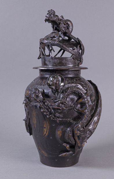 JAPON - Période MEIJI (1868-1912) 
Brûle-parfums...