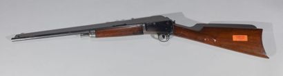 null *****ETATS-UNIS 

WINCHESTER modèle 1903 semi-automatique, calibre 22

Monture...