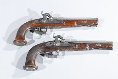 null France

Paire de pistolets d'officier 1er Empire, transformé à piston

Crosse...