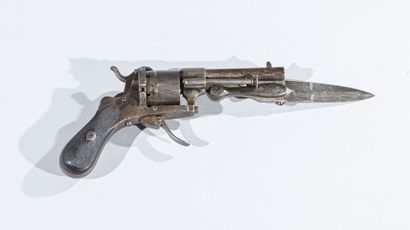 null France

Revolver type Lefaucheuxà broche 7mm à système

Carcasse fer, oxydation,...