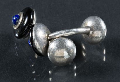 null Lot of two pairs of rigid silver cufflinks 925°/°° comprising:

- a pair of...
