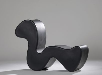 null Verner PANTON (1926-1998)

Fauteuil modèle " Phantom Chair " en plastique moulé...
